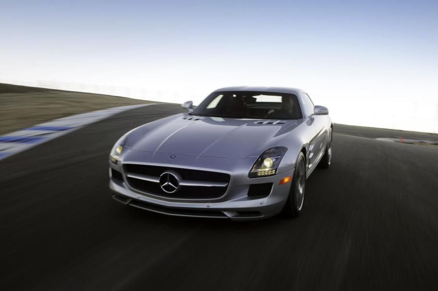  Mercedes-Benz SLS AMG 2010 года  (фото 348 из 526)
